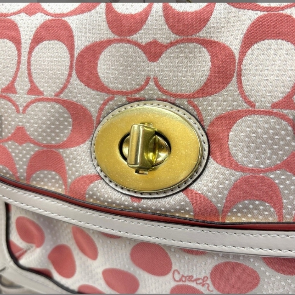 Rare Coach Poppy Signature C-Dot 2-Way Limited Edition Bag - Picture 2 of 16